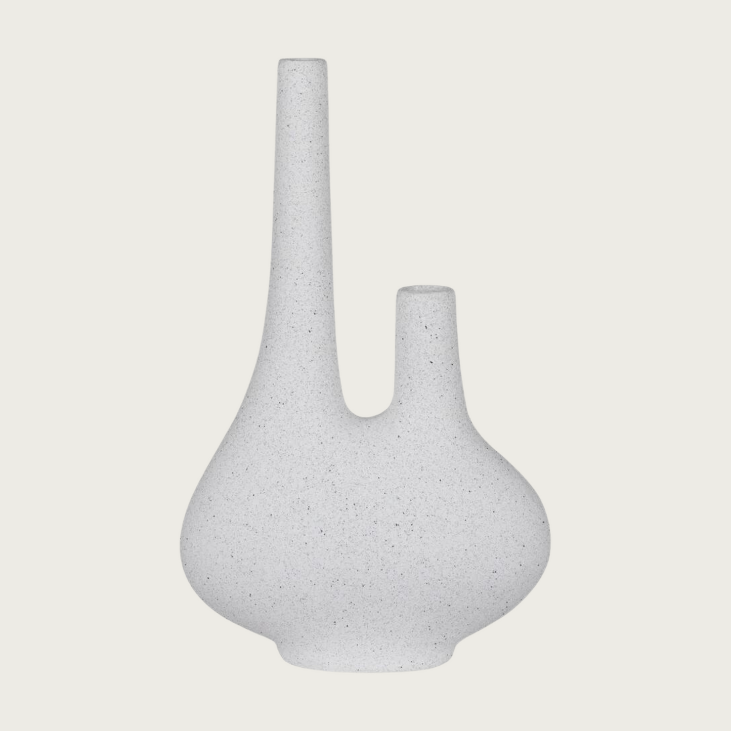 Vase in ceramic white