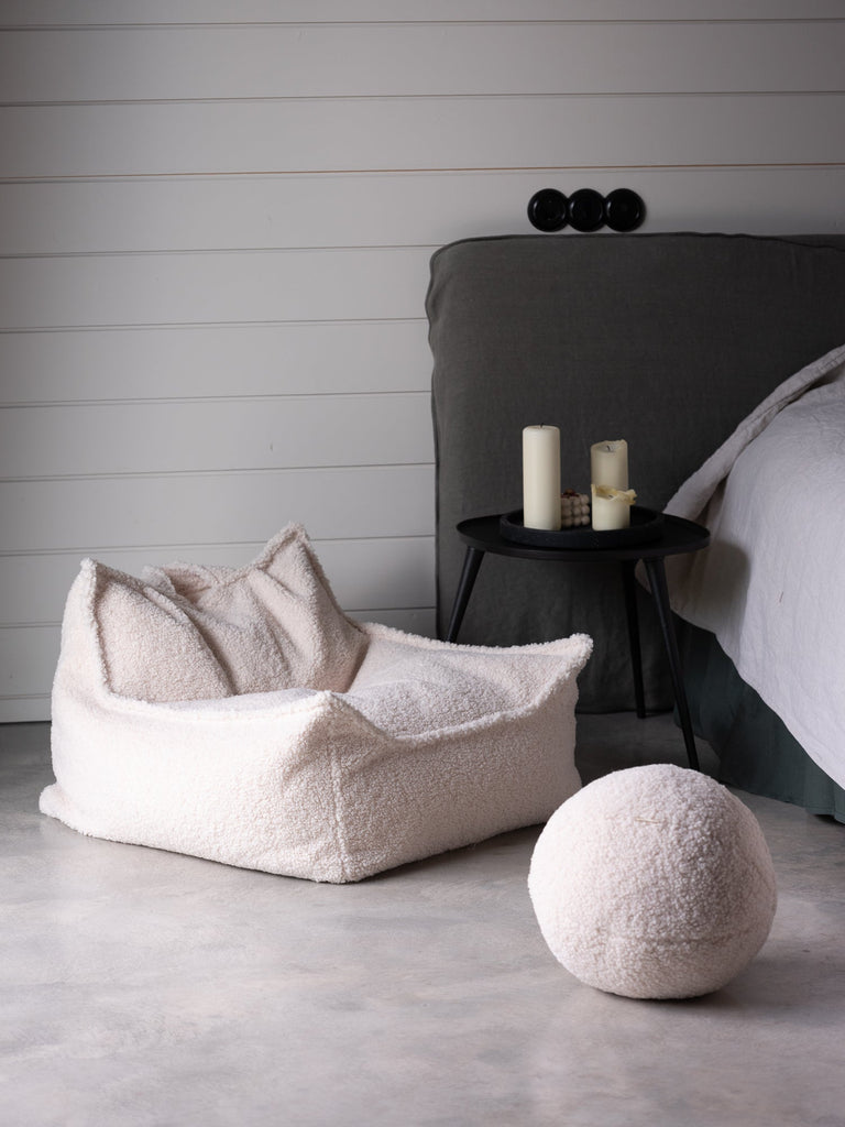 Cream White Ball Cushion