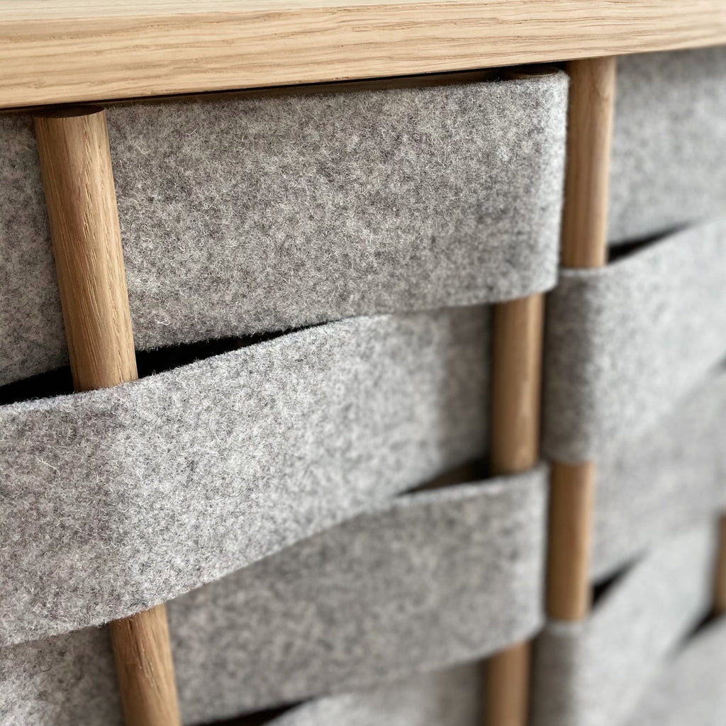 Felt high chest, natural oak, 120cm
