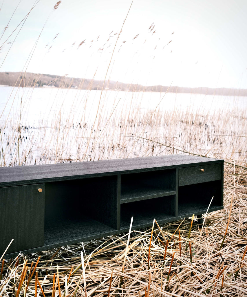 Dawn TV-bench black oak