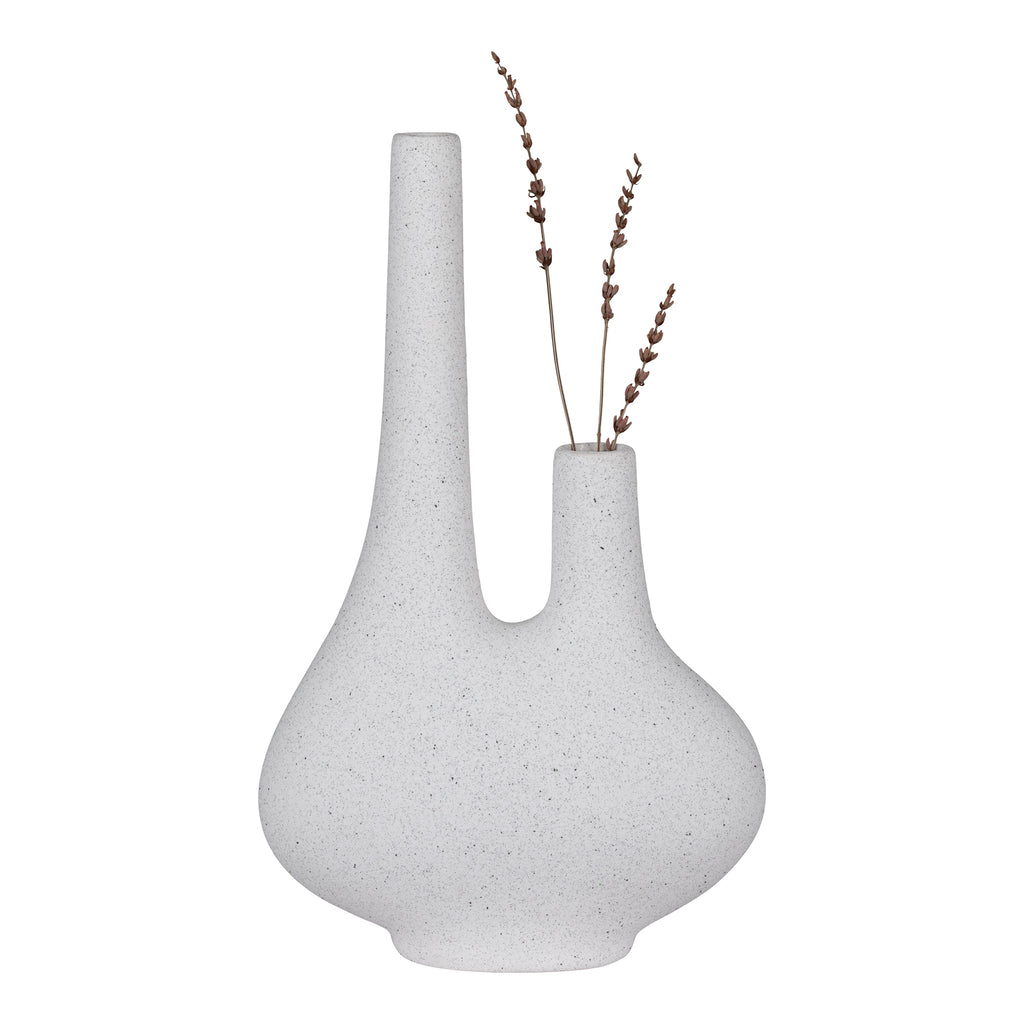 Vase in ceramic white